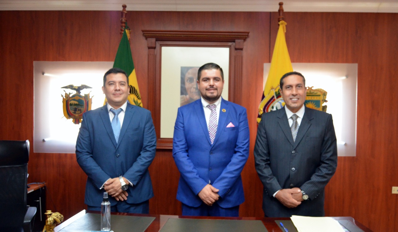 Gobernador Gámez posesionó al nuevo Jefe Político y comisario de policía del cantón Machala