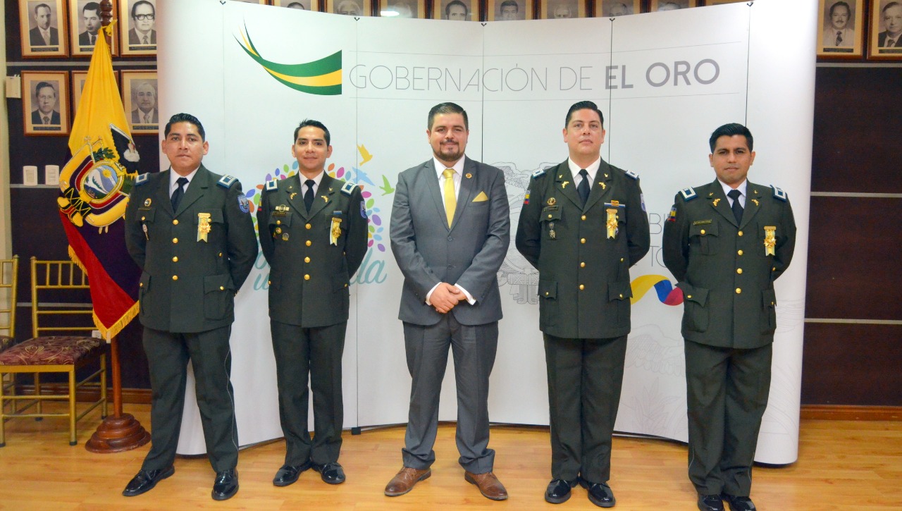 Gobernación reconoció labor de uniformados de la Policía Nacional, Subzona El Oro