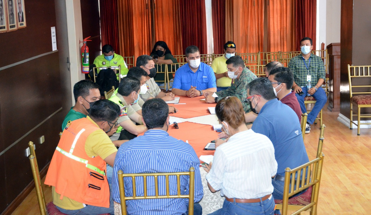 Gobernador Gámez junto a autoridades provinciales habilitan equipos de trabajo para verificar se respete el Estado de Excepción